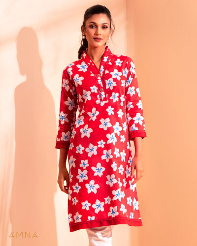 Female A-line V Neck With Lace Detailed Short Kurta By Amna | Crimson Red