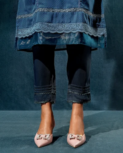 Female hemline lace and pintuck salwar pant | Deep Teal