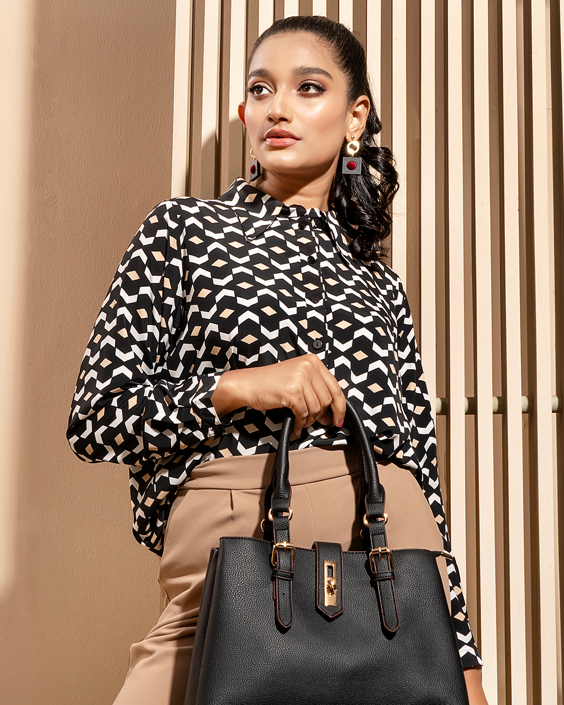 24243 Black (5)