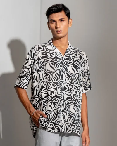 Viscose regular fit woven cuban collar shirt | Black White
