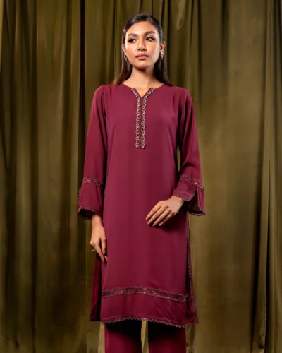 Female Regular Fit Split Crew-Neck Long Kamiz | Aggie Maroon