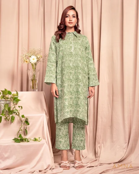 Female shirt collar Details 2pcs by Amna | Russian Green