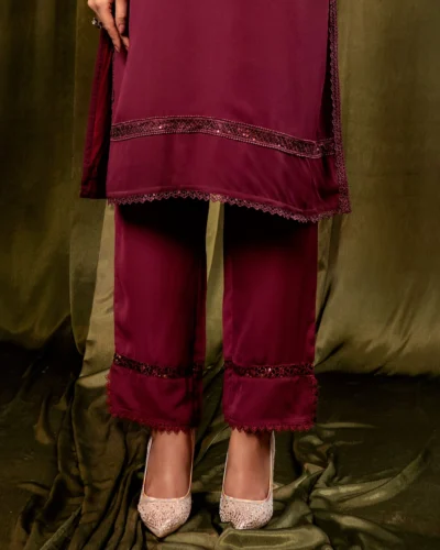Female Bottom Wide Hem Details Luxury Double Silk Regular Fit Pant | Aggie Maroon