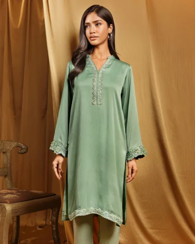 Female Luxury Double Silk Short Kameez | Biridian Green