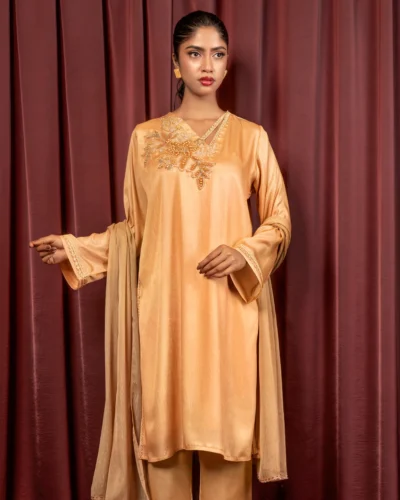 Embroidered Luxury Crepe Silk Short Kameez | Peru